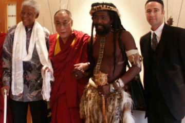 Nelson Mandela; His Holiness the Dalai Lama; Qhuzuline John Sithole (National Chairman of the African Cultural Heritage Trust); Guy Lieberman. The photo was taken by Eytan Nafte.