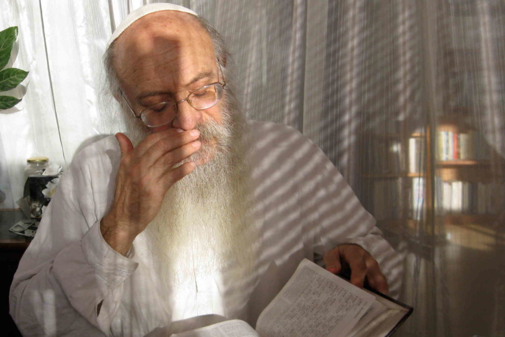 Reuven Goldfarb Studying the Holy Scriptures